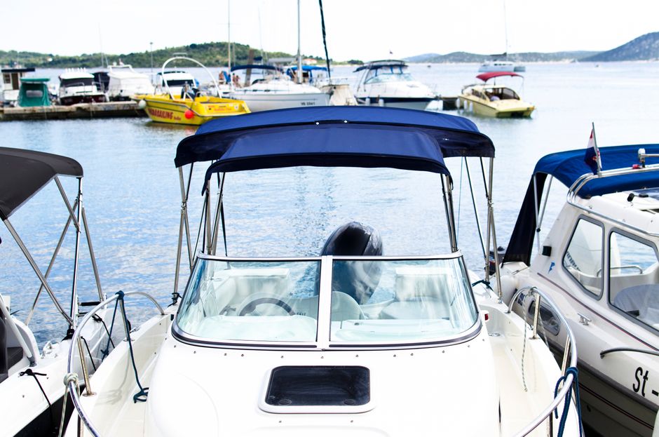 210+ Boat Captions For Instagram & Impressive Boat Quotes
